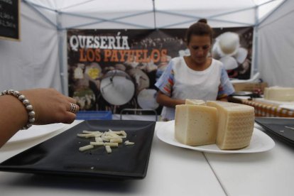 El pata de mulo tierno de Quesería Los Payuelos revalidó su oro en Londres hace años. Ahora lo hace con su variedad de queso curado en los Cincho 2024.