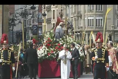 La Borriquilla fue conducida a la Catedral, donde se celebró la Eucaristía.