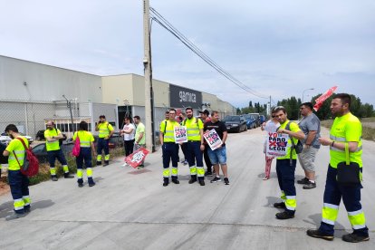 Trabajadores de Garnica. DL