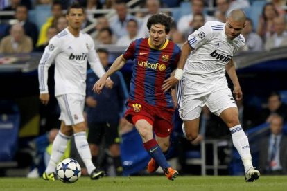 El Real Madrid y el FC Barcelona se enfrentaron cuatro veces en 19 días con tres títulos en juego. Foto: JOSE LUIS ROCA
