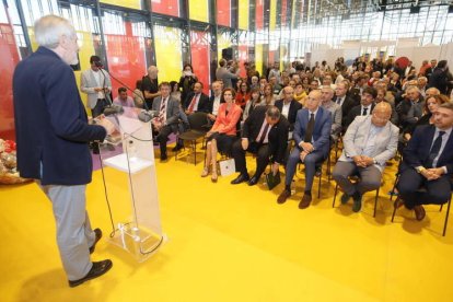 Matías Llorente se encargó de abrir la feria. RAMIRO