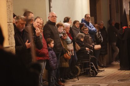 Procesión de la Dolorosa en Ponferrada. L. DE LA MATA