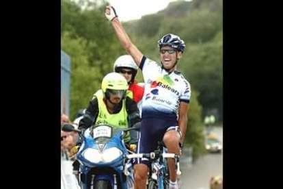 En otro nivel se sitúan una lista de eternos aspirantes. Francisco Mancebo, actual campeón de España de fondo, Óscar Sevilla, el italiano Ivan Basso, el ruso Denis Menchov o el australiano Michael Rogers son algunos de ellos.