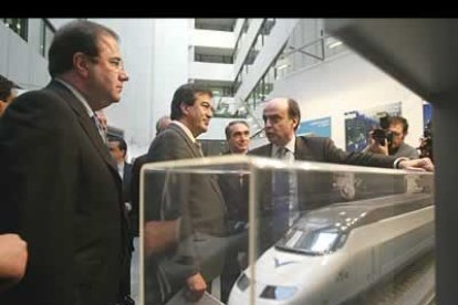 Uno de los proyectos más ambiciosos de su legislatura es el de comunicar a Castilla y León con la la alta velocidad.