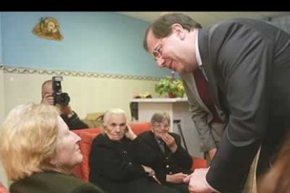 El presidente siempre se ha mostrado especialmente sensible con las cuestiones sociales de la comunidad, como las de la atención de las personas mayores.