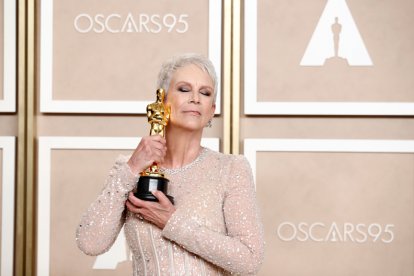 Jamie Lee Curtis, Oscar a la mejor actriz secundaria. EFE/EPA/ETIENNE LAURENT