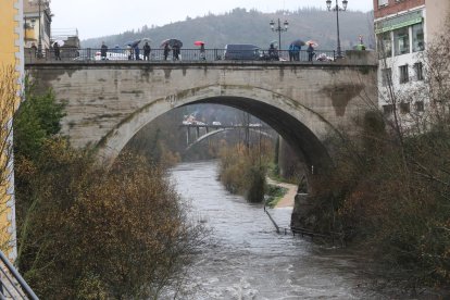 Así ha afectado el paso del temporal a Ponferrada. ANA F. BARREDO (1)