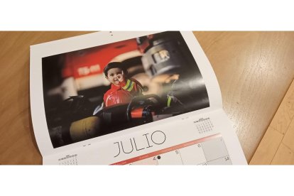 El calendario de Bomberos de León para 2024. J. NOTARIO