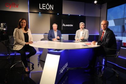 Natalia García, Joaquín S. Torné, Roberto Núñez y Vallejo. RAMIRO