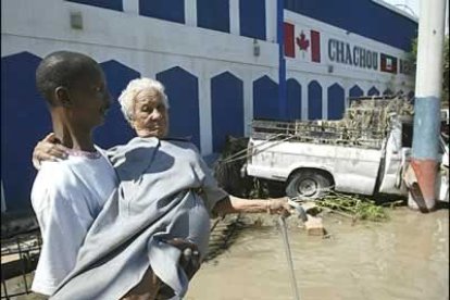 La presencia de fuerzas de pacificación de la ONU en la zona ha servido de ayuda para gestionar la crisis.