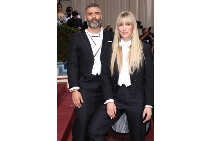 Oscar Isaac y Elvira Lind