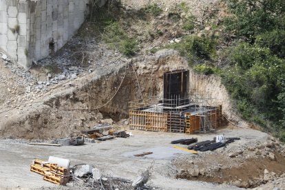 El viaducto del Castro recogió su nombre del último pueblo del Bierzo antes de PiedrafitaANA F. BARREDO