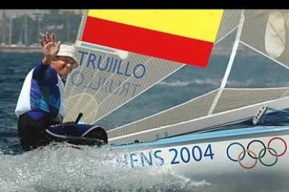 El mismo día, <b>Rafael Trujillo</b> sumó también una plata en la clase finn.