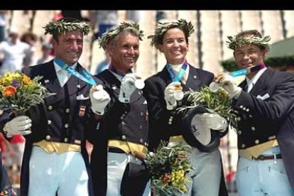 El conjunto de doma clásica consiguió un más que meritorio segundo puesto en la competición por equipos.