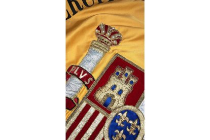 Detalle del escudo. DL