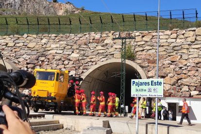 Adif prueba los protocolos de autoprotección de los túneles. P. I.