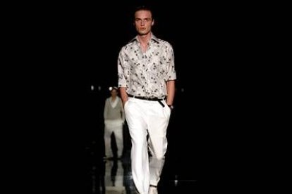 Gucci ha rescatado en sus modelos el glamur de los años 30.