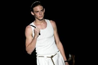 Otro de los sugerentes modelos de Gucci...