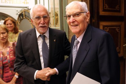 Homenaje en el Instituto Cervantes. BENITO ORDÓÑEZ