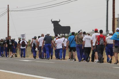 Mineros durante la III Marcha Minera. NOBERTO