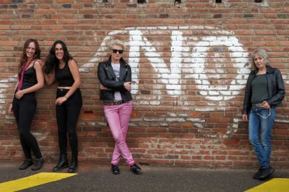 Martes 4: Mila & the stoofas a las 22.00 horas. L.S.M