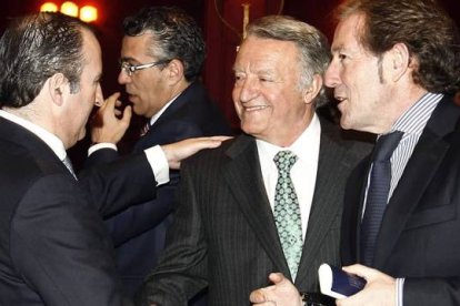 Pablo Junceda, Alfredo Martínez y Javier Vega Corrales.