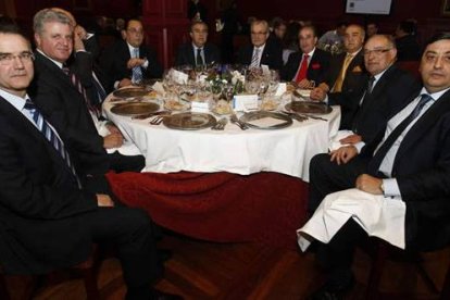 Clemente García, José Manuel Díez Cubelos, Lucas Muñoz, Manuel del Castillo, Gaspar Luengo, Ángel Miñambres, Manuel Orellana, Manuel Lesmes, Anselmo González y Santiago García.