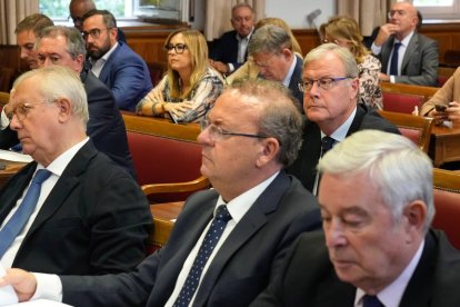 Antonio Silván, en su silla del Senado. DL