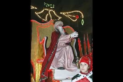 Hasta el día 5 aún hay tiempo para recuperarse. Ese noche llegan los Reyes y ¡cómo no!, hay que ir a recibirlos.