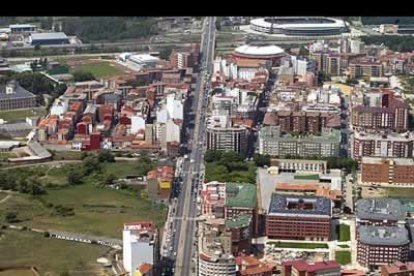 Avenida de Fernández Ladreda, una de las calles con más circulación de la ciudad