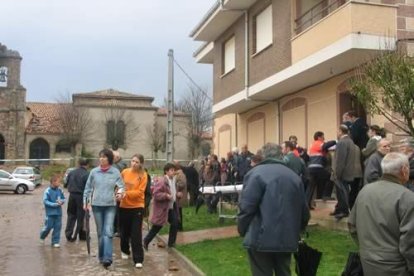 Los vecinos de Prioro quedaron consternados. Algunos señalan que se salvaron 