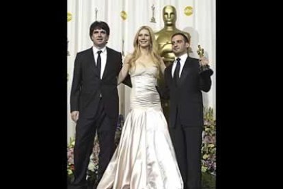 Con el Oscar en la mano, el director español Alejandro Amenábar reconoció por primera vez su nerviosismo en la disputa por una estatuilla.