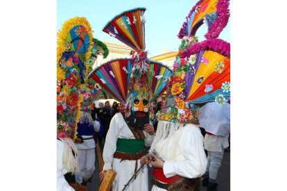 Domingo de antruejo en Velilla de la Reina | Ramiro