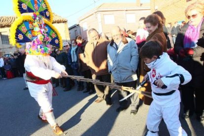 Domingo de antruejo en Velilla de la Reina | Ramiro