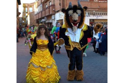 El desfile del domingo, en Valencia de Don Juan | Medina
