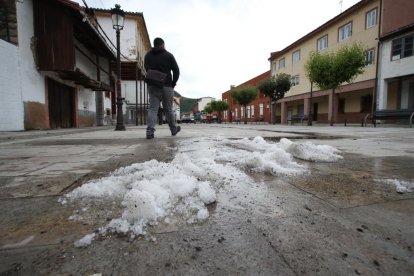 Restos de nieve y granizo. RAMIRO