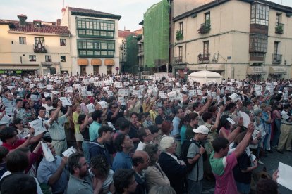 Una multitud se echó esos días a las calles de León.