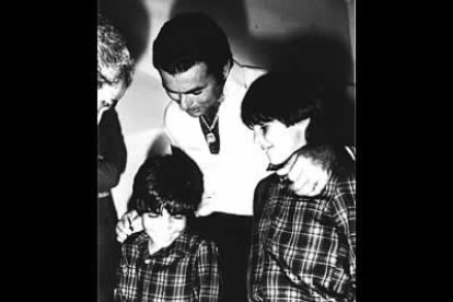Carmina Ordóñez era conocida por ser hija del torero Antonio Ordóñez, ex mujer del también diestro Paquirri y madre de otro matador, Francisco Rivera.