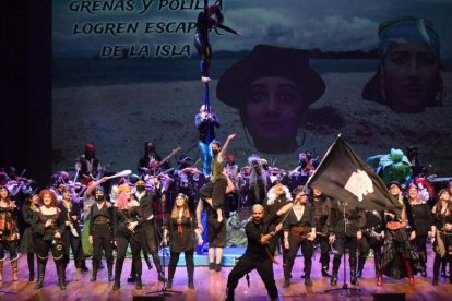 Piratas, hadas y brujas. MARCELO O. BARRIENTOS TETTAMANTI