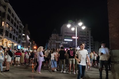 Santo Domingo volvió a ser punto de encuentro de los fans del Real Madrid. P.I.