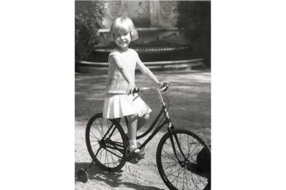 Foto de la duquesa de Alba de niña.