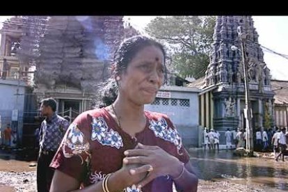 Los maremotos han dejado a miles de personas sin hogar en Sri Lanka.