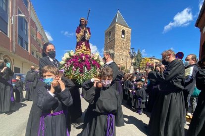 Procesión del Santo Potajero en La Bañeza. RAMIRO