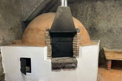 Imagen del horno comunitario de Sobrado tras las reformas. DL