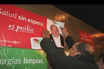 Miguel Ángel Fernández, candidato de Izquierda Unida, en la brecha.