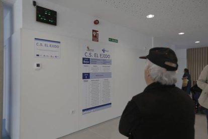Apertura del centro de salud de El Ejido. FERNANDO OTERO