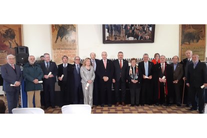 Clausura de los actos de la Casa de León en Sevilla. DL