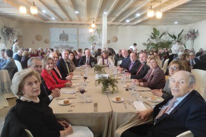Clausura de los actos de la Casa de León en Sevilla. DL