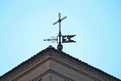 Veleta en la torre de S. Marcelo. JESÚS F. SALVADORES