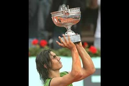El español vio cumplido su sueño la primera vez que pisaba las pistas del torneo francés.